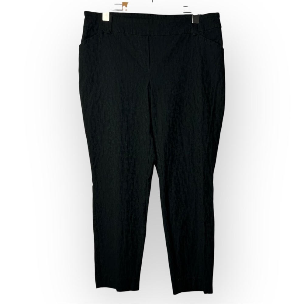 Reitmans The Iconic Black Embossed Tapered Ankle Pants 14P